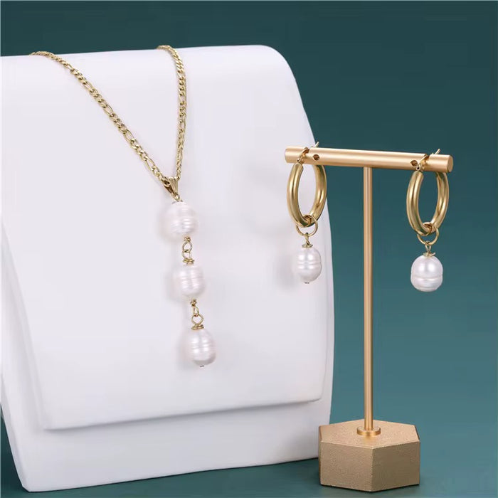 Salamasina Necklace and Earring Set (Natural Freshwater Pearls)