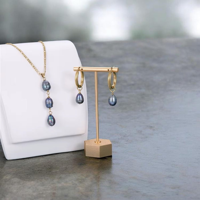 Leilua Necklace and Earring Set (Natural Freshwater Pearls)