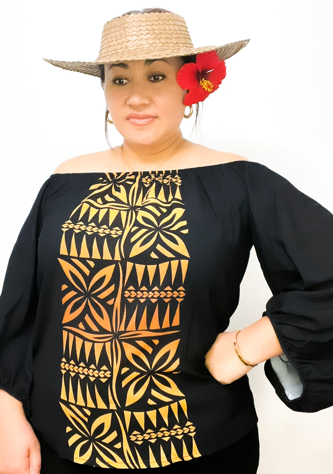 Lanuola Top - Black/Gold Polynesian Tribal